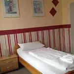 Pensionat Neun 3/4 2*